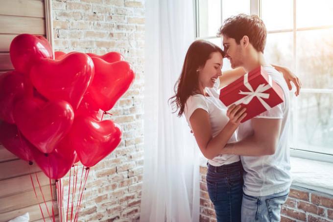 7 רעיונות רומנטיים לקישוט הבית שלכם ליום האהבה עם ילדיכם