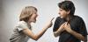 14 סימנים של יחסים רעילים התעללות רגשית