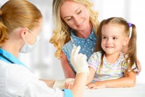 Re-חיסון: מדוע, והאם להתחסן ילדים לקויים