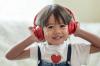 ד"ר קומרובסקי סיפר כיצד לבחור אוזניות בטוחות לילד