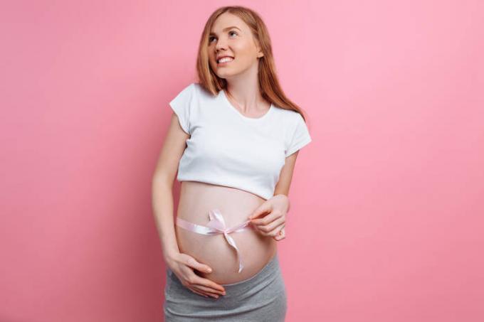 33 שבועות בהריון: כל מה שאתה צריך לדעת על בריאותם של היולדת ותינוקה