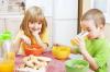כיצד להאכיל ילד בקיץ: מאכלים שימושיים לחסינות ילדים